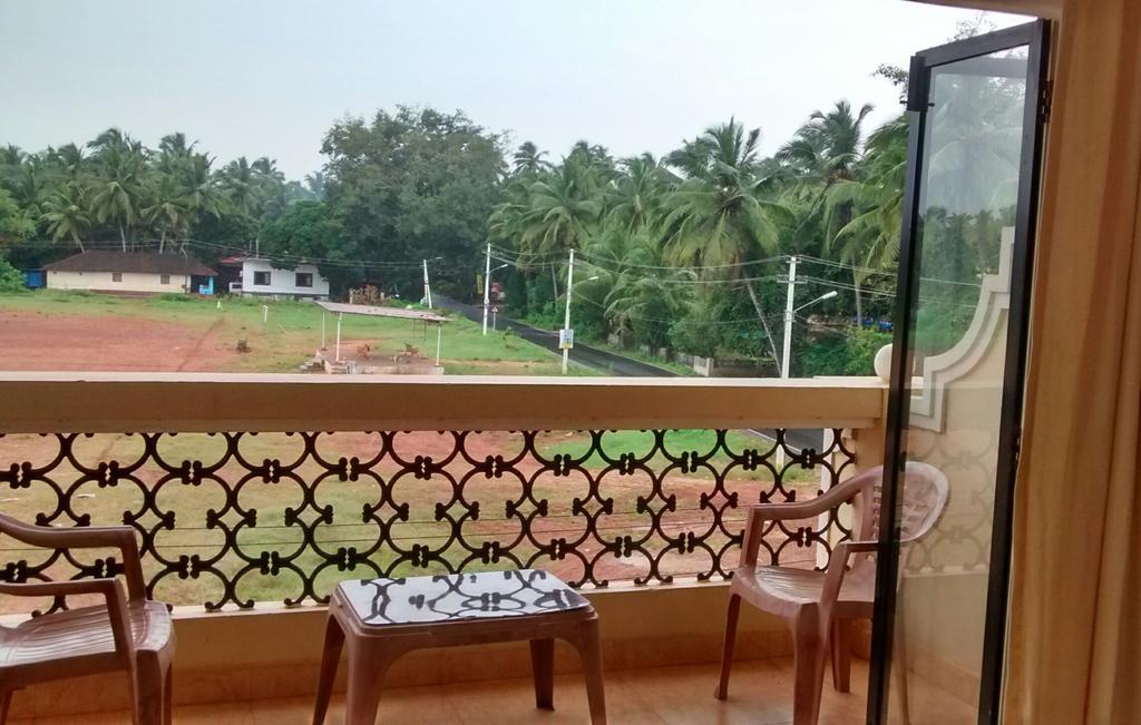 Ocean Crest Hotel