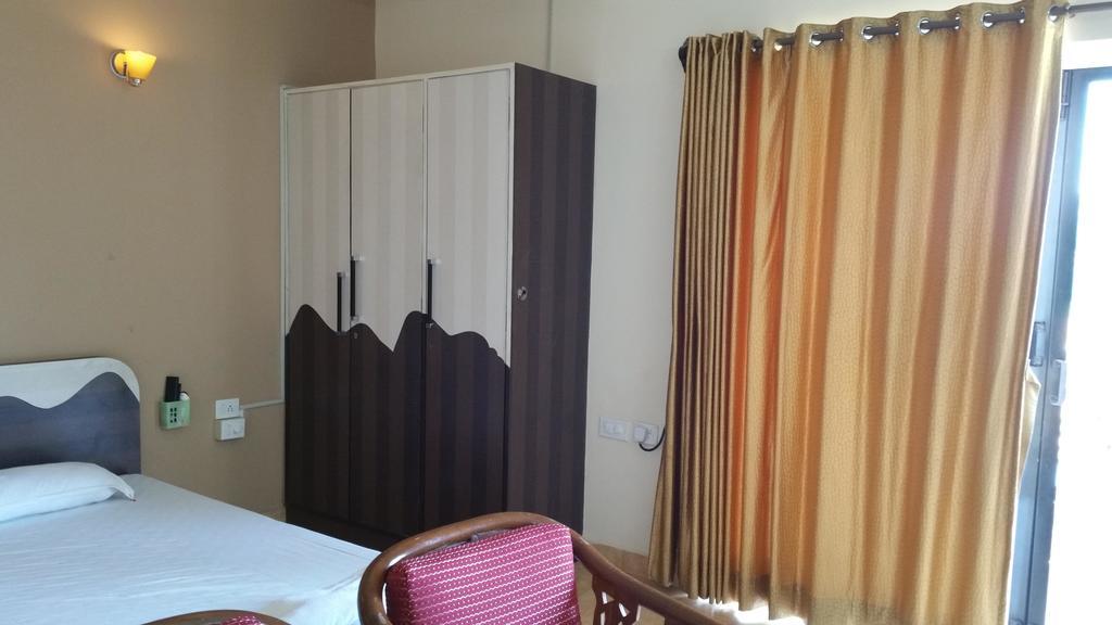 Ocean Crest Hotel 3*